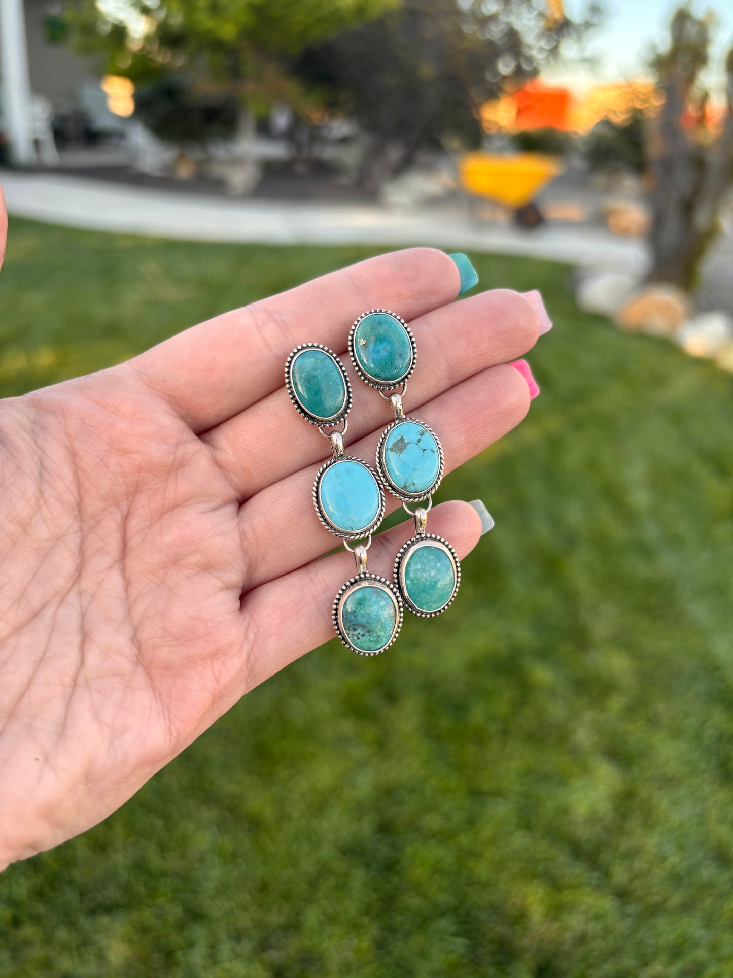 The Swell Dangles