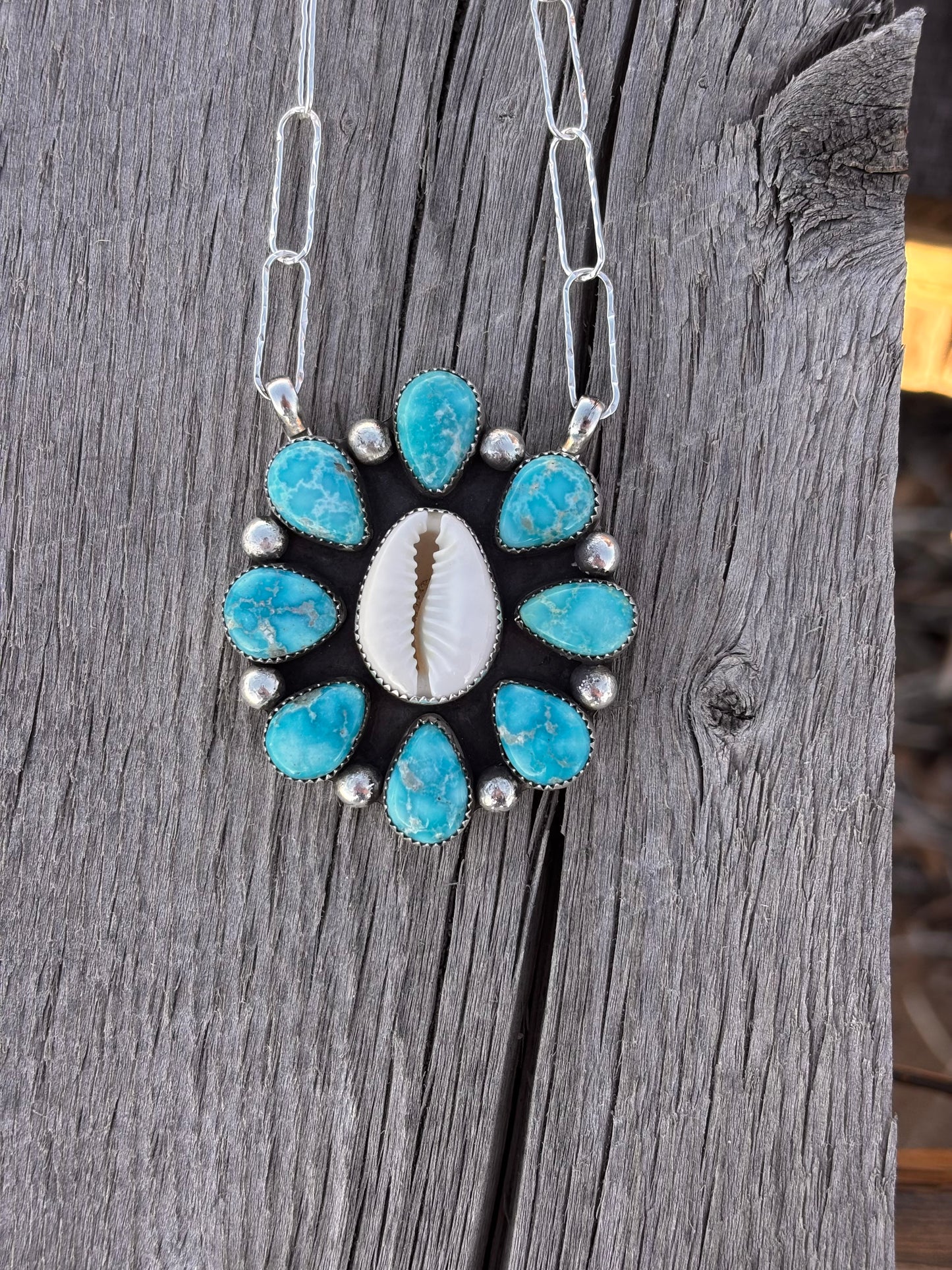 The Wave Cluster Necklace